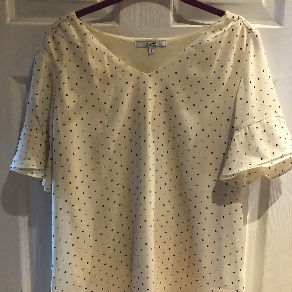 ✨Last Chance✨Alfred Sung Polka Dot Top